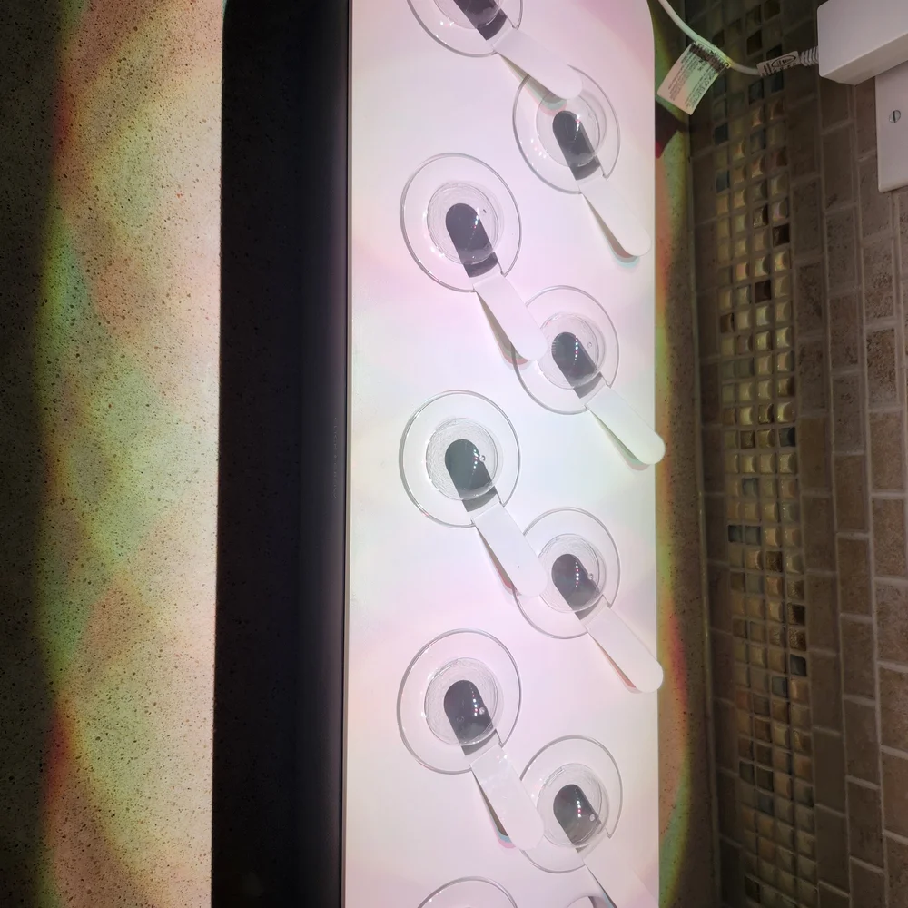 Click & Grow Smart Garden 9- Indoor Hydroponic Garden with LED Lights - Picture 3 of 7